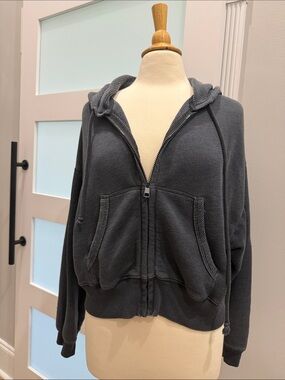 American Eagle Gray Lived-In Pullover Hoodie